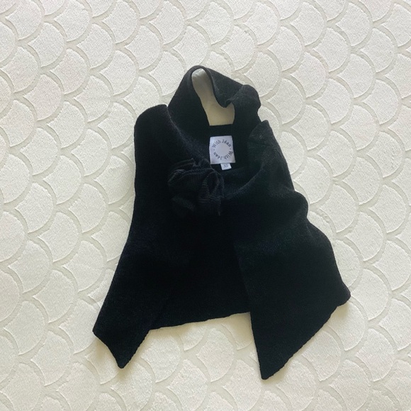 With jean rose top - Picture 2 of 8